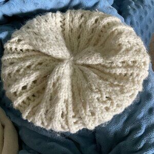 Cream/off-white ardene beret